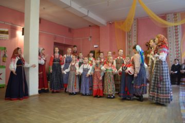 Фольклорная программа «Кузьминки» от Образцового фольклорного ансамбля «Родничок», посвященная году культурного наследия России