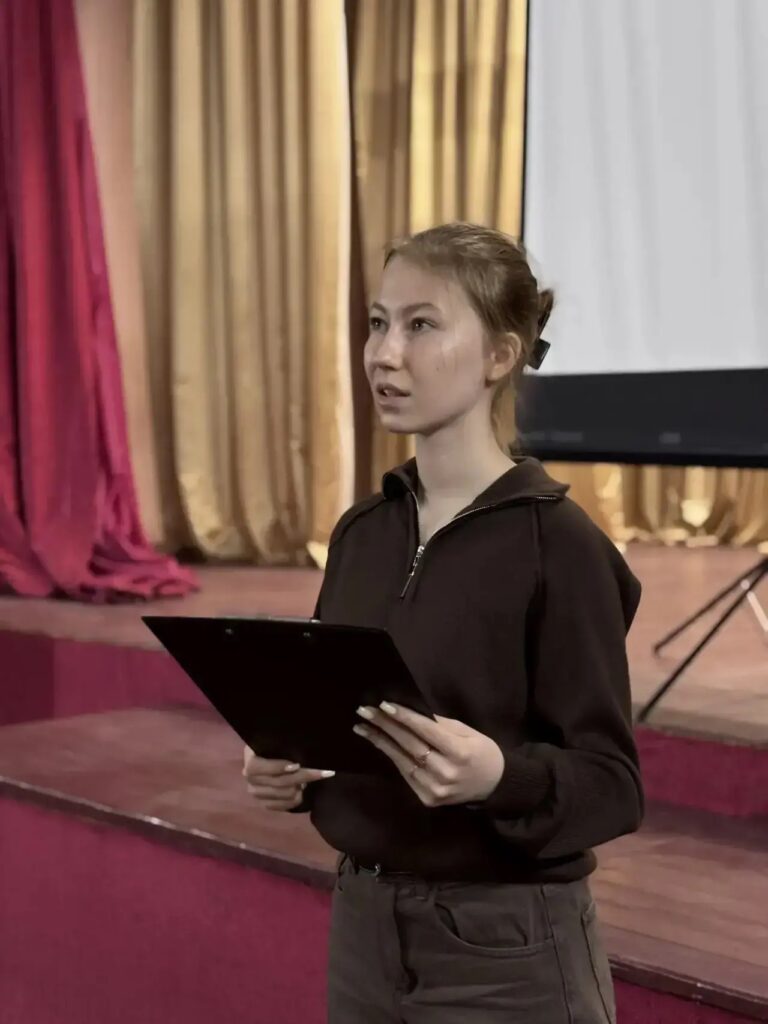 Тематическая программа, посвящённая Дню участников ликвидации последствий радиационных аварий и катастроф и памяти жертв этих трагедий.