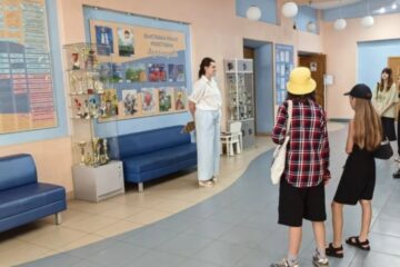 11.06.2026 в МБУ «Дворец культуры посёлка Литвинки» состоялось открытие выставки Рисунков, посвященной Дню России «Моя Родина — Россия» от Образцовой детской студии «Лукоморье» для учеников МБОУ СШ №47.