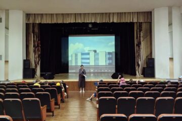 Сегодня в МБУ «Дворец культуры посёлка Литвинки» прошла увлекательная тематическая программа в рамках Всероссийской акции «Безопасность детства:шаг за шагом» для детей школьного оздоровительного лагеря МБОУ СШ №47