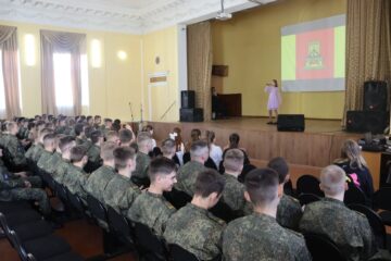 С любовью к родному краю: ДК пос. Литвинки выступили в ТвГТУ с тематической программой ко Дню герба и флага Тверской области.